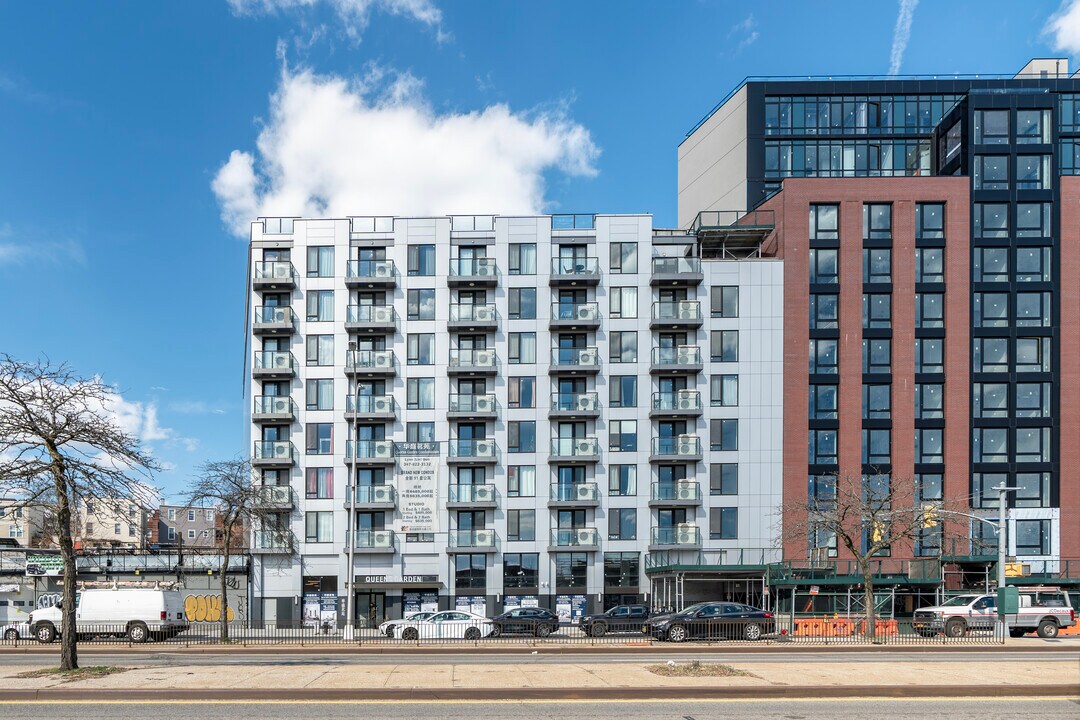 Queens Garden Condominium in Flushing, NY - Building Photo