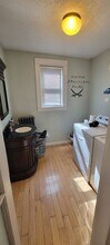 204 Alsace St in Manchester, NH - Building Photo - Building Photo
