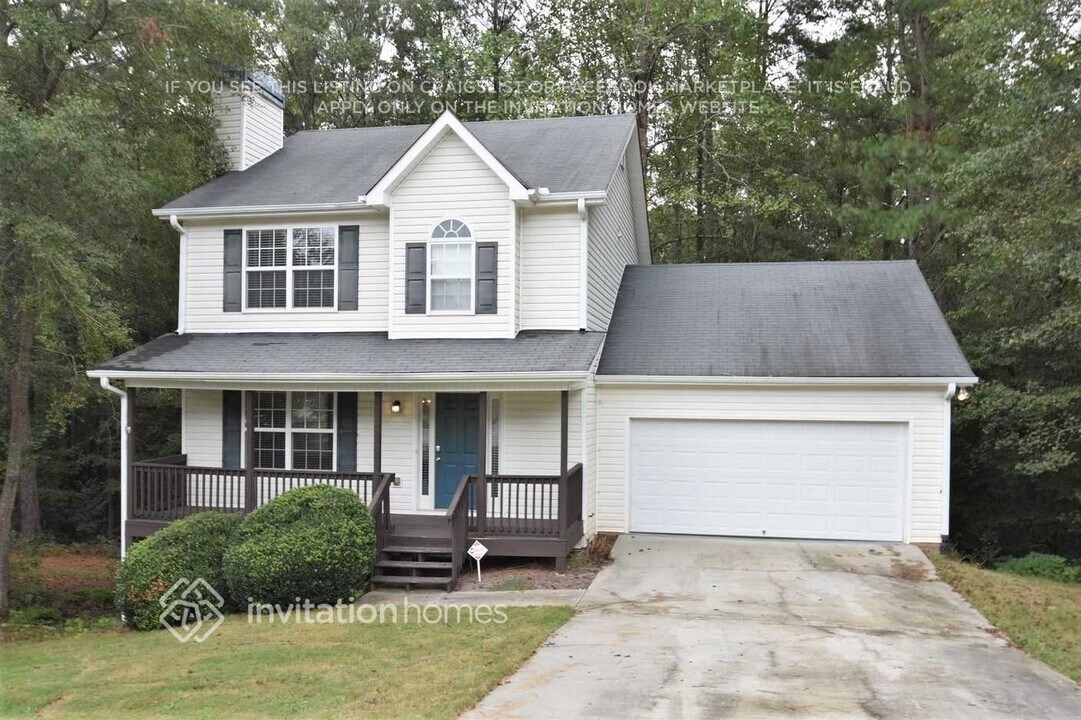 2585 Hidden Creek Dr SW in Loganville, GA - Building Photo