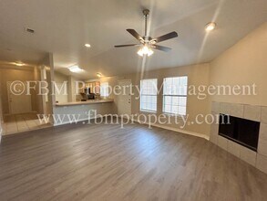3640 Waters St in Lancaster, TX - Building Photo - Building Photo