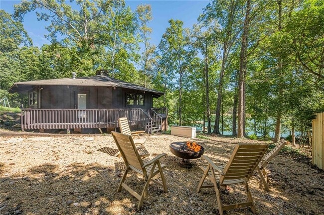 6535 Smith Cv Wy