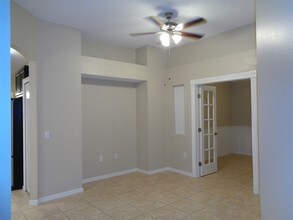 12061 Winding Woods Way in Lakewood Ranch, FL - Building Photo - Building Photo