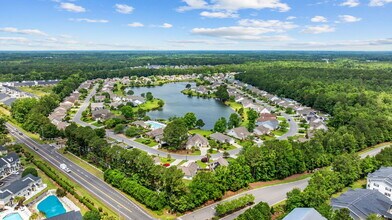 414 Carriage Lake Dr in Little River, SC - Foto de edificio - Building Photo
