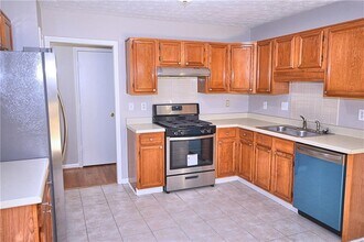 4840 Jones Bridge Pl Dr in Alpharetta, GA - Building Photo - Building Photo