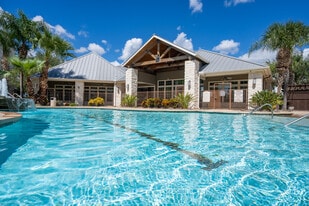 Residence at Edinburg in Edinburg, TX - Building Photo
