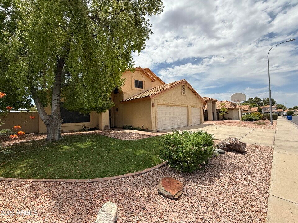 3611 N 109th Dr in Avondale, AZ - Building Photo