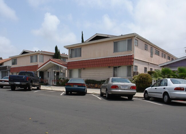 North Park Terrace in San Diego, CA - Building Photo - Building Photo