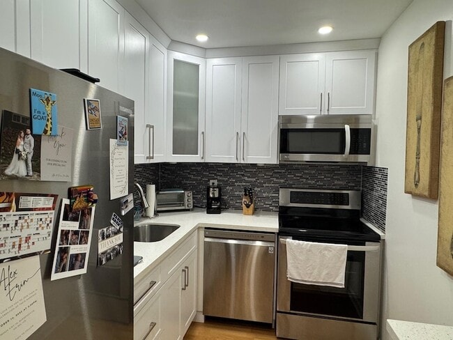 5840 NE 22nd Way, Unit 7057 in Fort Lauderdale, FL - Building Photo - Building Photo