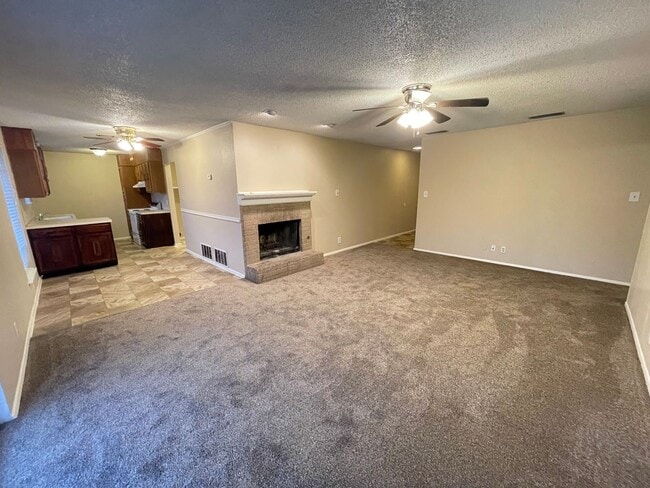 8623 Holiday Dr in Odessa, TX - Building Photo - Building Photo