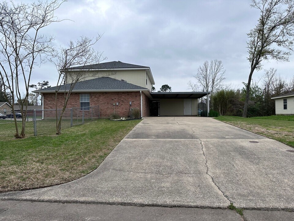 4330 Harvard St in Lake Charles, LA - Building Photo
