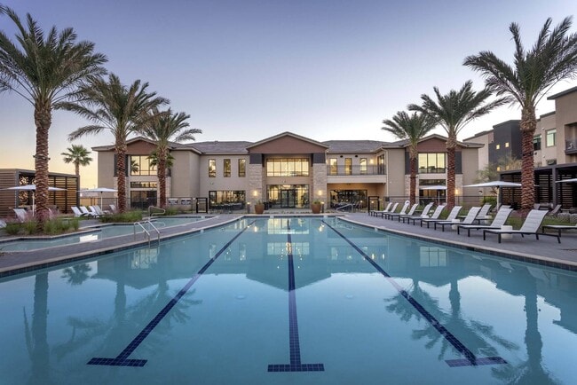 Elysium in Phoenix, AZ - Building Photo - Building Photo