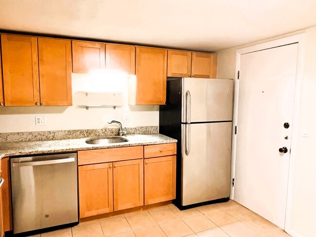 870 Haverhill St in Rowley, MA - Building Photo - Building Photo