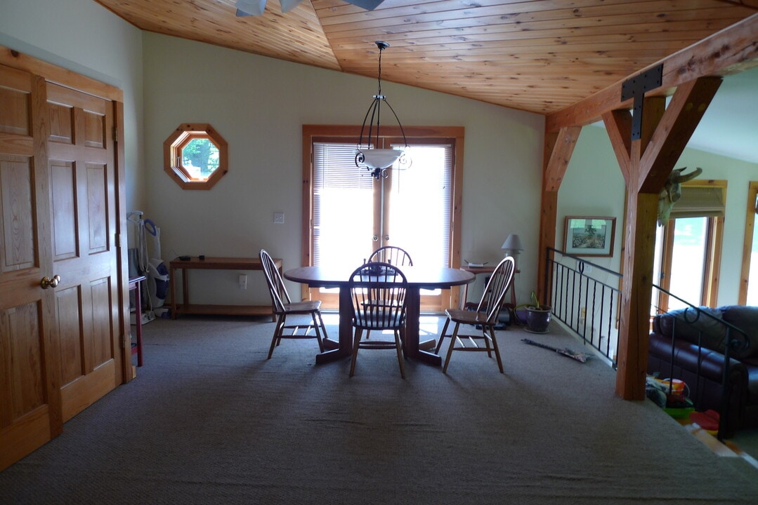 2272 Gird Lot Rd in Springfield, VT - Building Photo