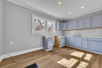 2120 Pike Rd in Birmingham, AL - Building Photo - Building Photo