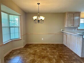 4201 Bedford Ct, Unit 348 in Bryan, TX - Building Photo - Building Photo