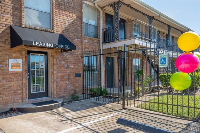 property at 5900 N Braeswood Blvd