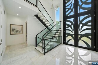 44 Floral Terrace in Tenafly, NJ - Building Photo - Building Photo