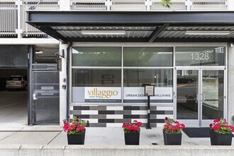 Villaggio Apartment Homes in Tacoma, WA - Foto de edificio - Building Photo