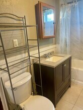 348 Rollstone St, Unit 3 in Fitchburg, MA - Building Photo - Building Photo