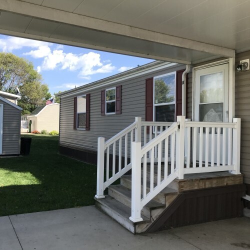 231 Fawn Creek Cir in Anamosa, IA - Foto de edificio