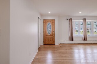 77 Irvington Ave in Franklin Township, NJ - Building Photo - Building Photo