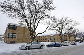 1639-53 E 74th St in Chicago, IL - Building Photo - Building Photo