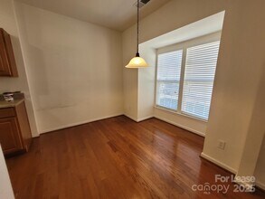 120 N Arcadian Way in Mooresville, NC - Building Photo - Building Photo