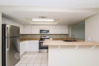 625 Golf and Sea Blvd in Apollo Beach, FL - Foto de edificio - Building Photo