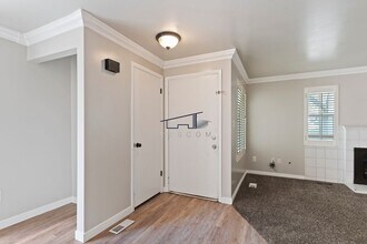 77 Pheasantbrook Cir in Centerville, UT - Building Photo - Building Photo