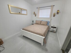 20520 NE 15th Ave in Miami, FL - Building Photo - Building Photo