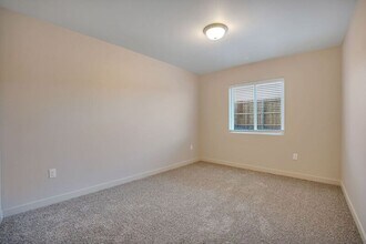 2503 Ronan St in Pasco, WA - Building Photo - Building Photo