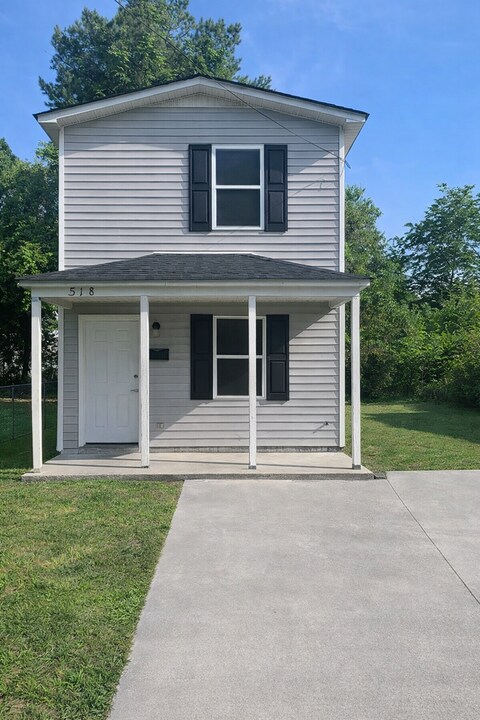 518 Brown St in Elizabeth City, NC - Building Photo