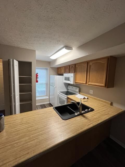 property at 1873 N Lakeman Dr