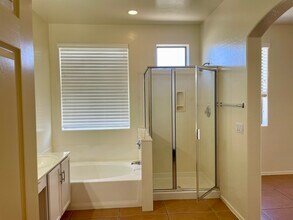 1048 E Susan Ln in Tempe, AZ - Building Photo - Building Photo