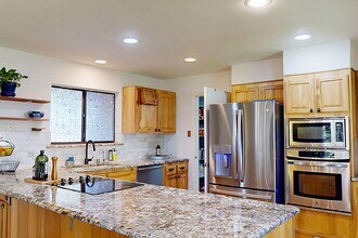 1990 Camino Redondo in Los Alamos, NM - Building Photo - Building Photo