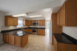 8604 W Carmen Ave in Norridge, IL - Building Photo - Building Photo