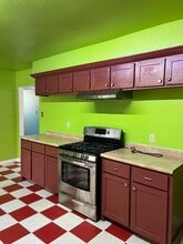 9314 Valley Stream in Houston, TX - Building Photo - Building Photo