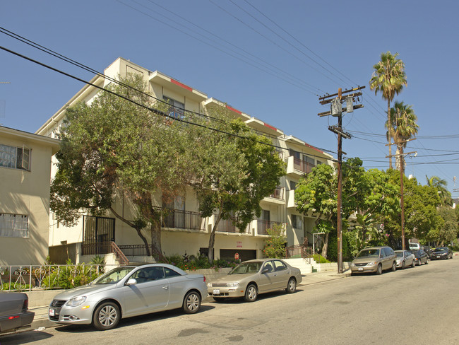 Vista Lanai in West Hollywood, CA - Foto de edificio - Building Photo