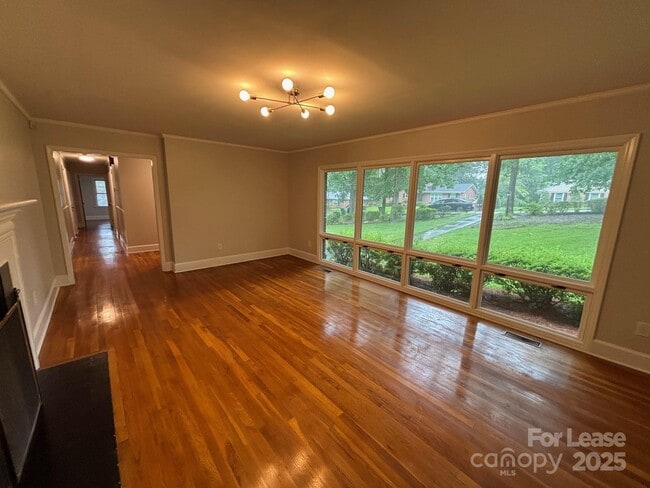 207 Oak Dr in Belmont, NC - Building Photo - Building Photo