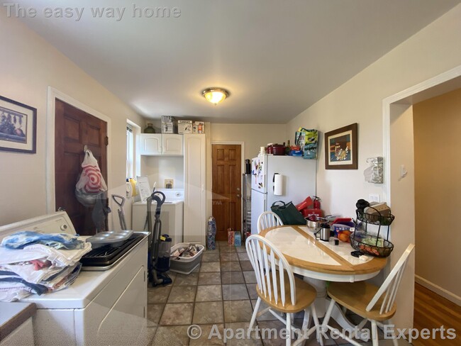 54 Kelly Rd in Cambridge, MA - Building Photo - Building Photo