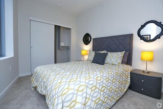 288 106th Ave NE in Bellevue, WA - Foto de edificio - Building Photo