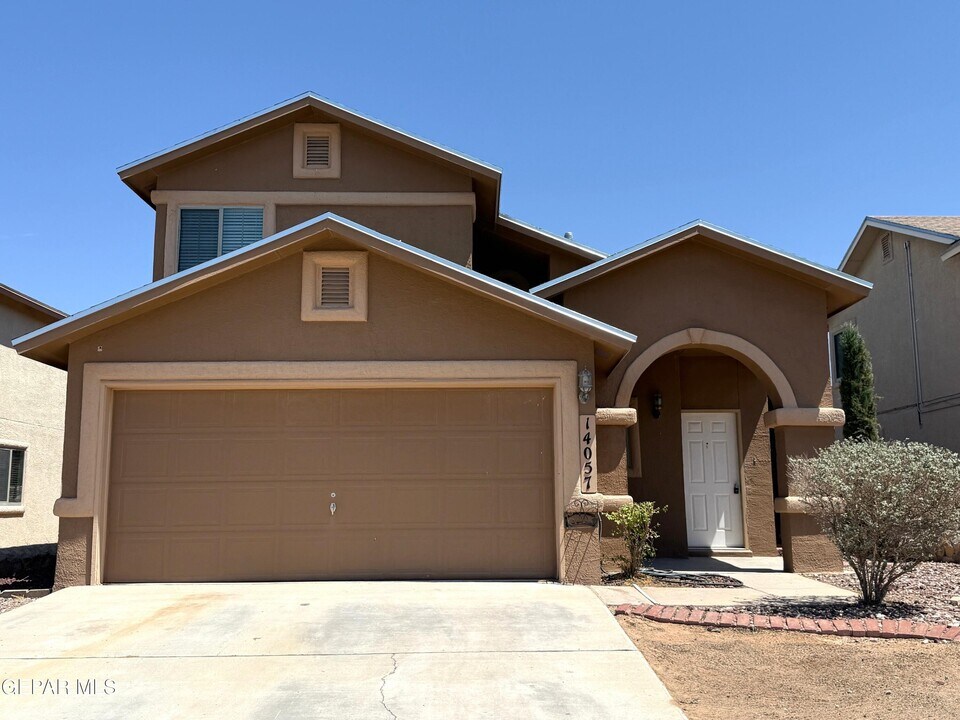 14057 Tierra Delfin Dr in El Paso, TX - Building Photo