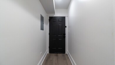 4745 N Beacon St in Chicago, IL - Building Photo - Building Photo