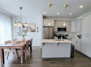 651 N Pinebrook Rd in Vineyard, UT - Building Photo - Building Photo