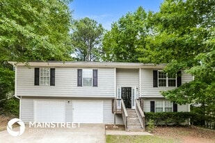 7220 Woodcreek Way in Douglasville, GA - Building Photo