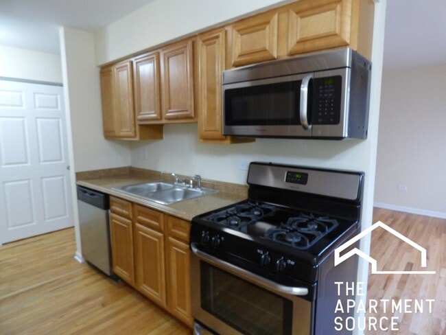 property at 1626 W Estes Ave