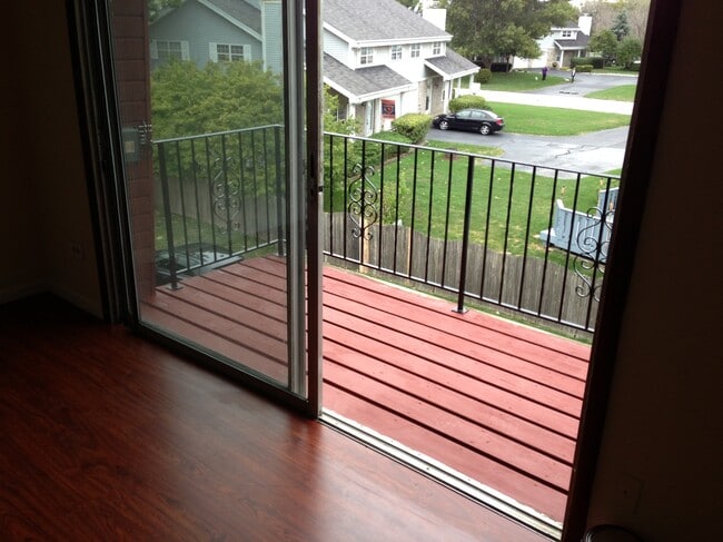 7120 166th St, Unit 3B in Tinley Park, IL - Foto de edificio - Building Photo