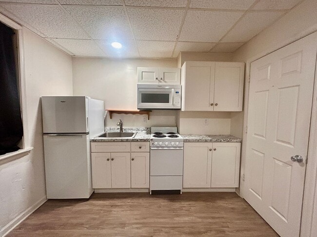 property at 152 Walnut St