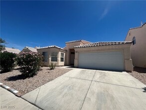 1594 Raining Hills St in Henderson, NV - Building Photo - Building Photo
