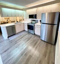 1917 Stratford Way in West Palm Beach, FL - Building Photo - Building Photo